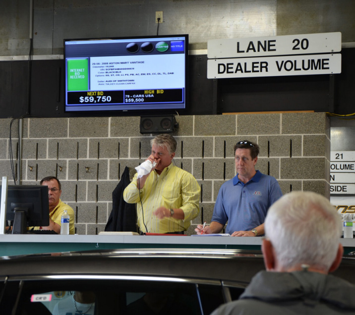 auction desk picture